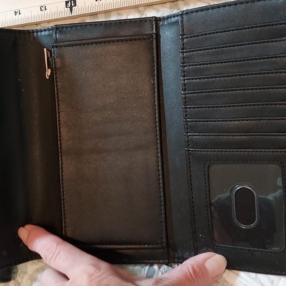 Wallet - Picture 4 of 5